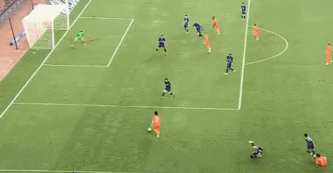 黄紫昌门前抢点破门 玉昆1-1扳平比分