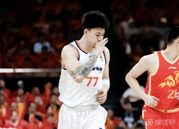 媒体人：广厦无法匹配张镇麟的强度，上海阵容厚度优势让人绝望