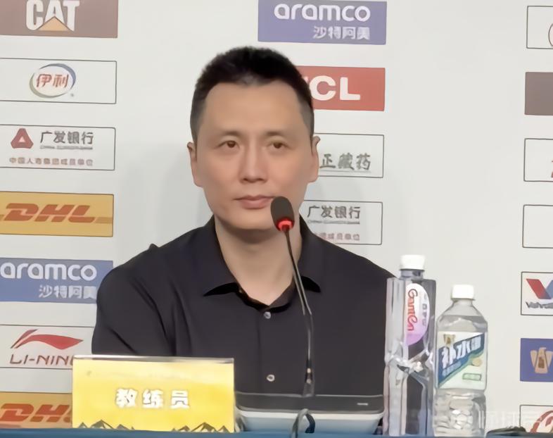 卢伟：引进张镇麟是非常正确的选择，他是我们今晚赢球的关键