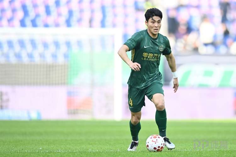独苗！世界杯48强参赛球员全部确定 中超仅朴镇燮参赛