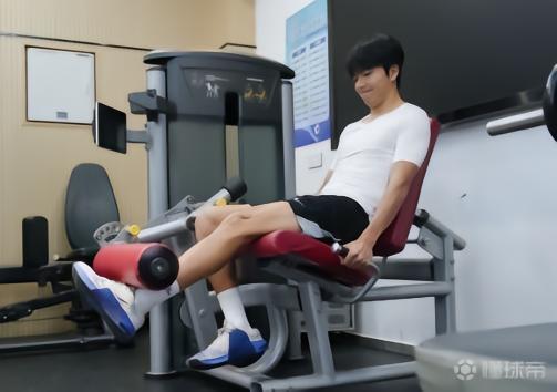 李镇全：已进行恢复性训练；希望兄弟们在U23国足顺顺利利