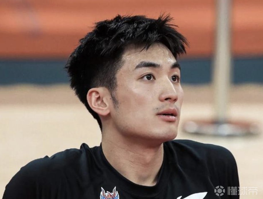 记者：山东高速今日开启夏训，于德豪、孙桐林等四人基本确定离队