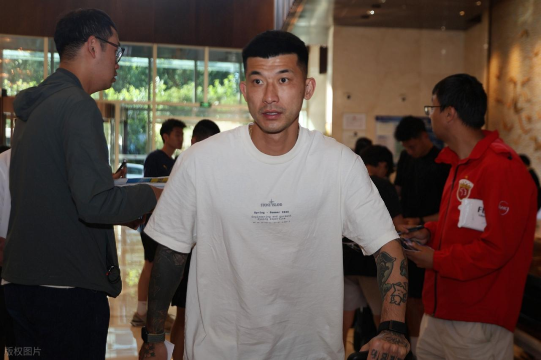 终于等到你！刘殿座在国足主场踢泰国首发表现不俗，直接零封对手