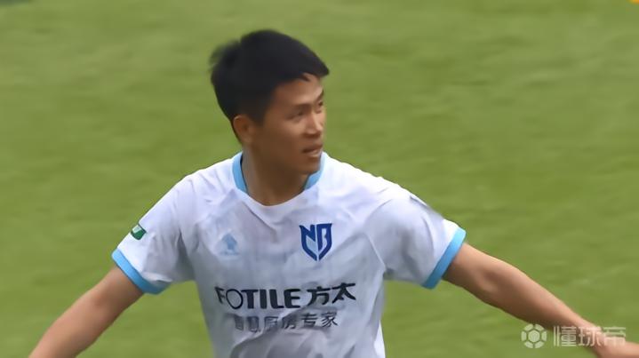 博主：上海申花旧将朱宝杰即将加盟梅州客家